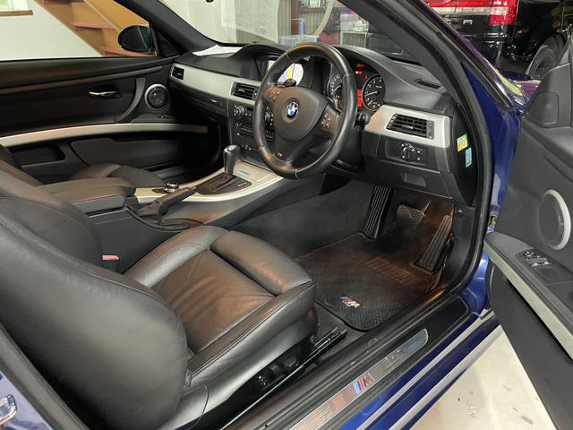 �y�S�ԃ��t���b�V���z���X�܂ł̎ԓ��N���[�j���O�ɉ����A��p���u�Ń^�o�R��y�b�g�L�̒E�L�ƁA�׋ہE�E�B���X�E�J�r�̎E�ۂ����{�B�j�I�C��O�ꏜ�����A�����Ƀ��t���b�V�����Ă��[�Ԃ��܂��B