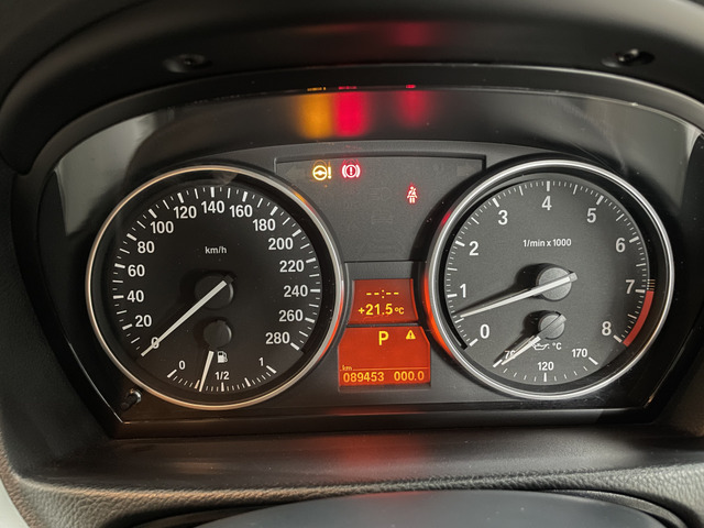 �W�[�v(Jeep)�����O���[���̖{�i�N���J������ABMW�E�x���c�EMINI���̗A���Ԃ܂Ŏ戵���ё����B����̊O�Ԃł������̃J�[���C�t���B�X���ɂȂ����n���h���Ԃ����J���[���������񂹂��܂��B