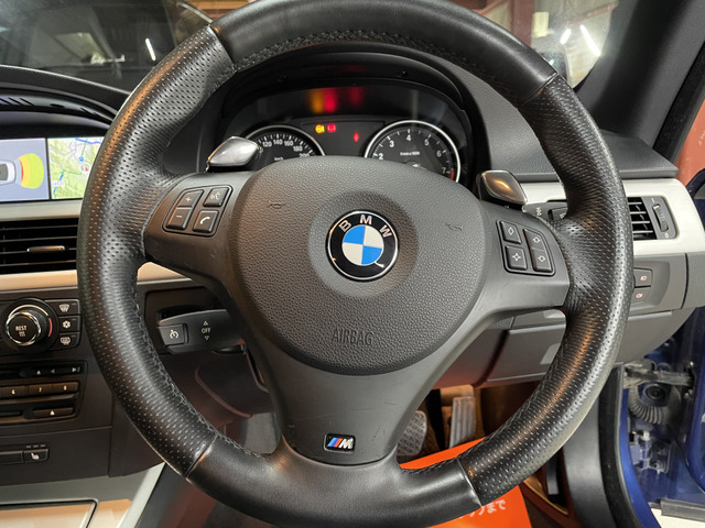 �A�N�A�E�����X�E�t�B�b�g�E�m�[�g���̒�R��ȃR���p�N�g�E�n�C�u���b�h�Ԃ̎戵���ё����B�X���ɕ֗���1�������āB���b�h��u���[���A�X���ɂȂ��{�f�B�J���[�E�Ԏ�̒����̔������C�y�ɂ����k���������B