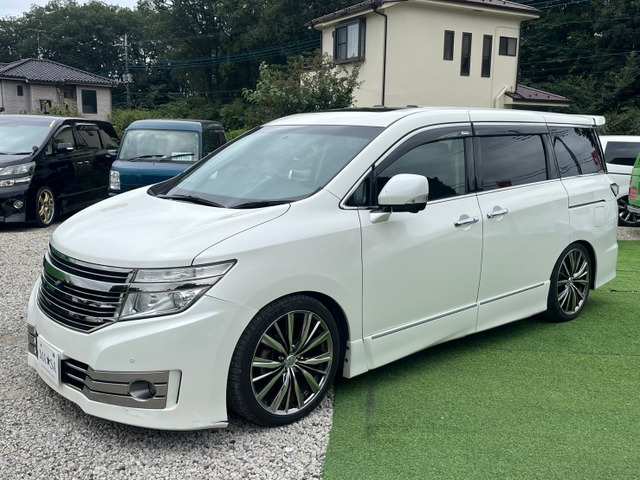 日産 エルグランド サンルーフ付きの中古車一覧｜中古車検索 - 価格.com