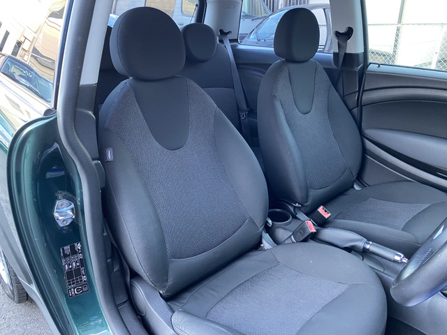 �����N���[�j���O�ς݂ł����s�J�s�J�Ɏd�グ�Ă��q�l�̂����X�����҂����Ă���܂���