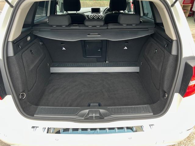 �g�����N�X�y�[�X���L�X���Ă��܂��B