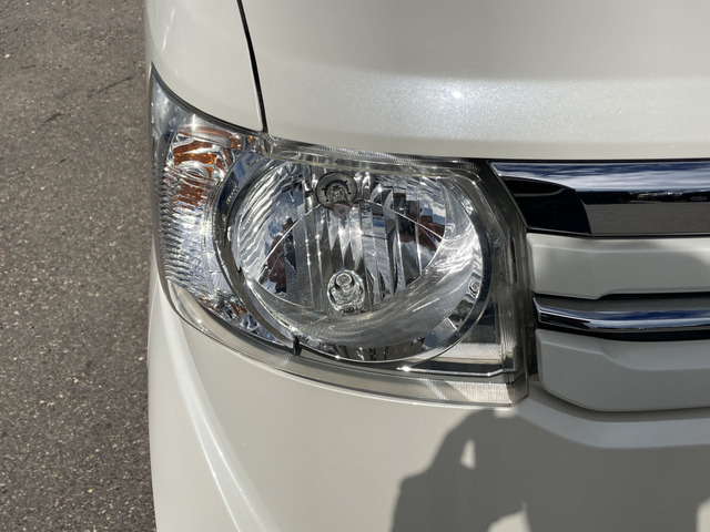 �y�x�����z���i�X�z���Ԃ������������܂��āA���ɗL�������܂��B�݌Ɏԗ��ɂȂ�܂��̂ŁA���񂲓s���̋X�������ɁA���ɗ��ĉ������B���X�\��������ƁA���ē����X���[�Y�ł��B