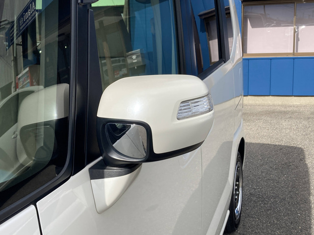 �y�x�����z���i�X�z���Ԃ������������܂��āA���ɗL�������܂��B�݌Ɏԗ��ɂȂ�܂��̂ŁA���񂲓s���̋X�������ɁA���ɗ��ĉ������B���X�\��������ƁA���ē����X���[�Y�ł��B