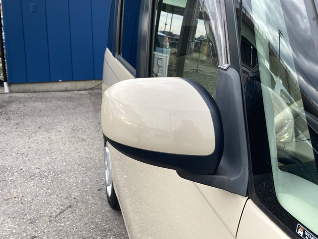 �y�x�����z���i�X�z���Ԃ������������܂��āA���ɗL�������܂��B�݌Ɏԗ��ɂȂ�܂��̂ŁA���񂲓s���̋X�������ɁA���ɗ��ĉ������B���X�\��������ƁA���ē����X���[�Y�ł��B