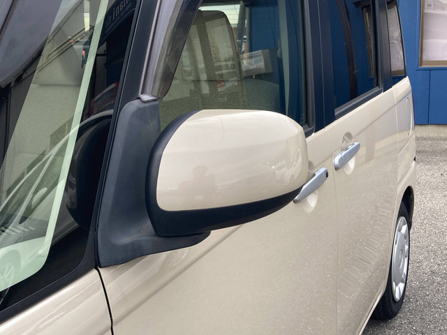 �y�x�����z���i�X�z���Ԃ������������܂��āA���ɗL�������܂��B�݌Ɏԗ��ɂȂ�܂��̂ŁA���񂲓s���̋X�������ɁA���ɗ��ĉ������B���X�\��������ƁA���ē����X���[�Y�ł��B