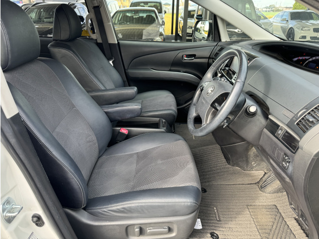 トヨタ エスティマ 2.4 アエラス プレミアム エディション 78.0 トヨタ エスティマ 2.4 アエラス プレミアム エディション 78.0