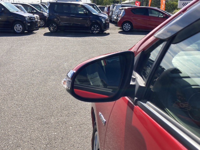 �y�x�����z���i�X�z���Ԃ������������܂��āA���ɗL�������܂��B�݌Ɏԗ��ɂȂ�܂��̂ŁA���񂲓s���̋X�������ɁA���ɗ��ĉ������B���X�\��������ƁA���ē����X���[�Y�ł��B