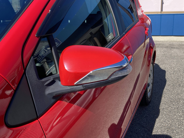 �y�x�����z���i�X�z���Ԃ������������܂��āA���ɗL�������܂��B�݌Ɏԗ��ɂȂ�܂��̂ŁA���񂲓s���̋X�������ɁA���ɗ��ĉ������B���X�\��������ƁA���ē����X���[�Y�ł��B