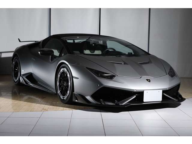 ウラカンスパイダーLP610-4 4WD