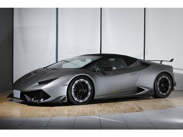 ウラカンスパイダーLP610-4 4WD