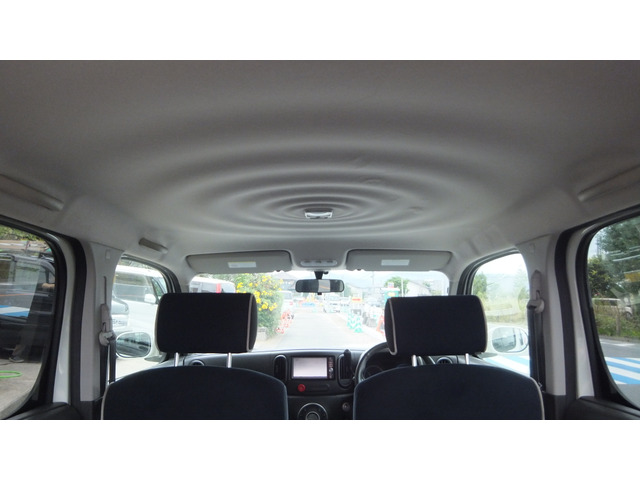 自社工場にて納車前までにエンジン・ブレーキ・油脂類など主要部から細かな部分まで点検整備致します。点検項目80箇所以上!