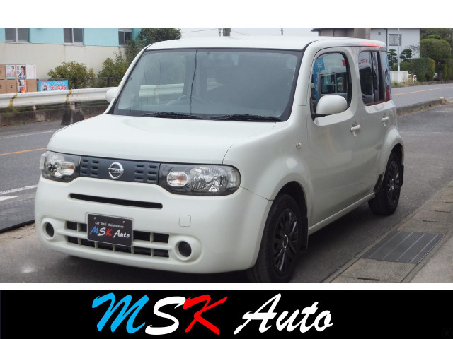 自社工場にて納車前までにエンジン・ブレーキ・油脂類など主要部から細かな部分まで点検整備致します。点検項目80箇所以上!