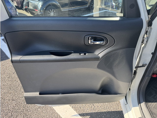 �_�C�n�c �^���g�J�X�^���͐l�C�̌y�����ԂŁA�{�f�B�J���[�̓G���K���g�ȃp�[���z���C�g�ł��B���s������68,560km�ƒ��悭�A�C�������Ȃ��ۏؕt���ň��S���Ă���肢�������܂��B�։��ԂȂ̂Ō��ȃj�I�C���Ȃ����K��