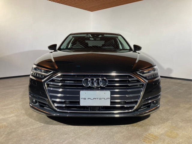 アウディ A8 60 TFSI クワトロ 4WD ☆BANG&OLUFSENサウンド アウディ A8 60 TFSI クワトロ 4WD ☆BANG&OLUFSENサウンド