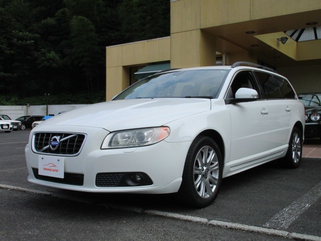 ボルボ V70 2007年モデル 2.5T LEの中古車一覧｜中古車検索 - 価格.com