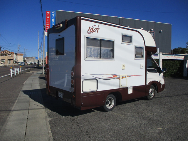 �E����A���[�ɓ��Ƀz���_EU16���d�@�𑕔��A�R���͎��p����蔭�d�@�ɔR������������d�l�ł��A