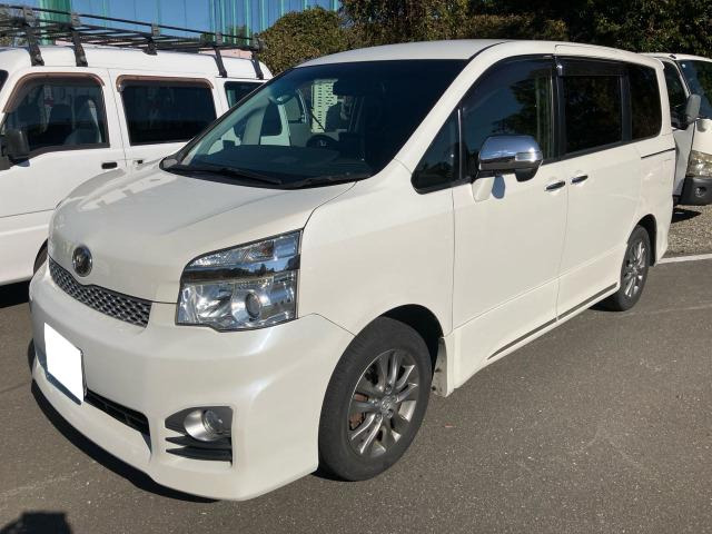 トヨタ ヴォクシーの中古車・相場情報｜中古車検索 - 価格.com