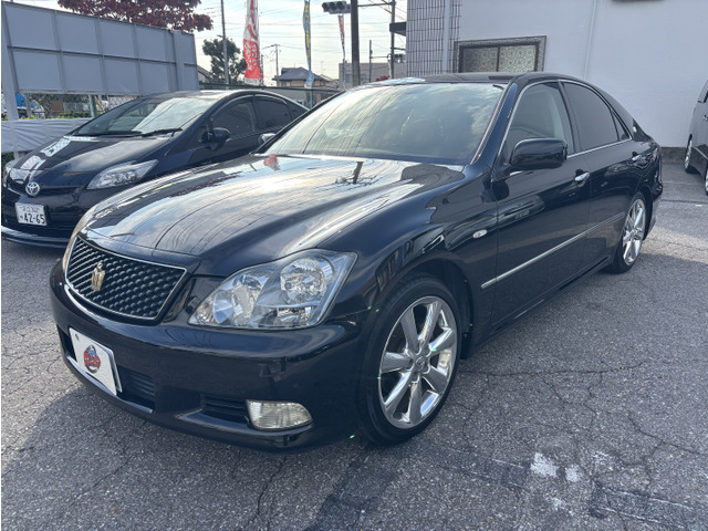 クラウンアスリート