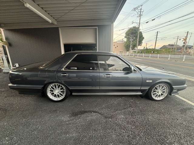 ���N�����Ԕ̔��ɏ]�����Ă���܂����B���̌o�����������A����������������悤�Ή��������܂�!