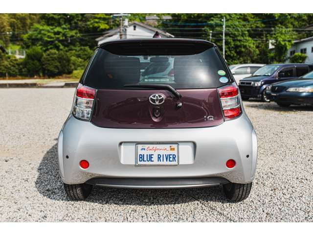 トヨタ iQ 1.3 130G レザーパッケージ フルオプション 138.0万円