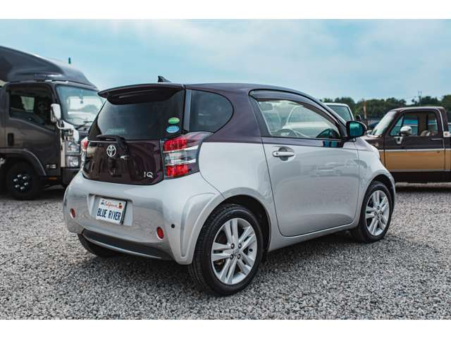 トヨタIQ 1.3 トヨタ iQ 1.3 ガズーレーシング チューンド バイ MN 2009年 6.6