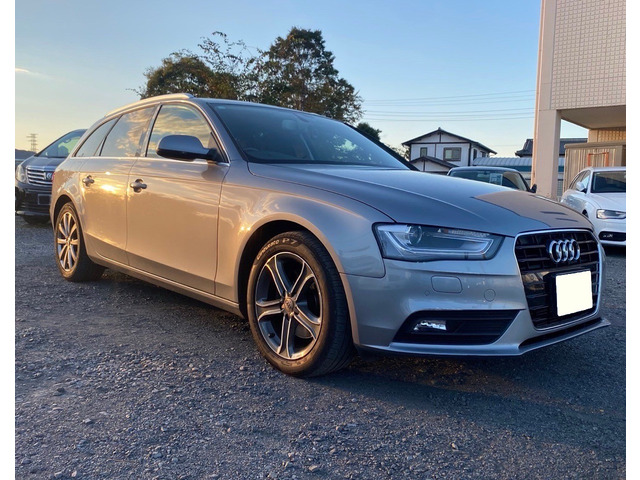 A4アバント(アウディ) 2.0 TFSI アーバンスタイル エディション 中古車画像