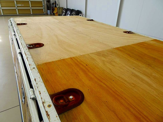 �ב����:325&times;180&times;38 �O���J ���E�A�I���㕔�v���e�N�^�[�t/���[�v��3�� �ב䏰��/�O���Ĕ��ւ� �A�[����PG 600kg�t