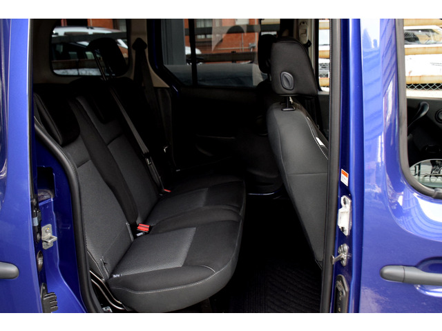 ���i�̈����ɂ͔閧������܂��B���Ђ̎ԗ��͑O�I�[�i�[�l������Ă����Ԃ𒼐ڔ��悵���Ԃ���ɔ̔����Ă���܂��B���ԃ}�[�W�����J�b�g���邱�Ƃł��̉��i�������ł��܂����B