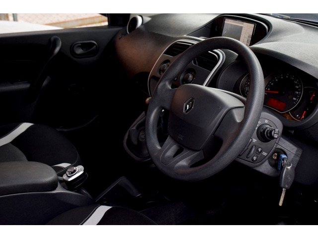 ����ɔ�������������猵�I�����ԗ���I�є̔������Ă���܂��̂ŗǎ��ȎԂ����q�l�ɂ��񋟂����Ă��������Ă���܂��B