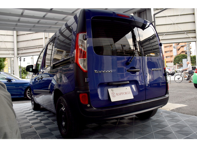 �ԓ��͎g�p���Ȃ��Y��ȏ�Ԃ�ۂ��Ă���܂��B�C��≘��Ȃǂ��������܂���B�����Ƃ����������������Ԃł��B