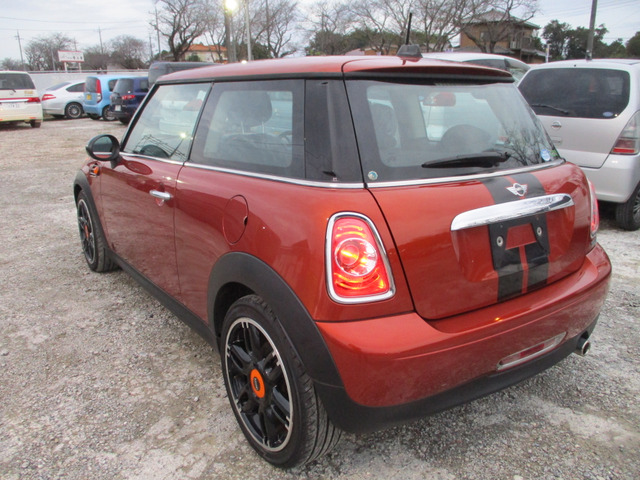 �E�Ԍ�����2�N�t