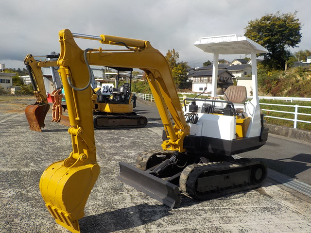 ヤンマーミニショベル