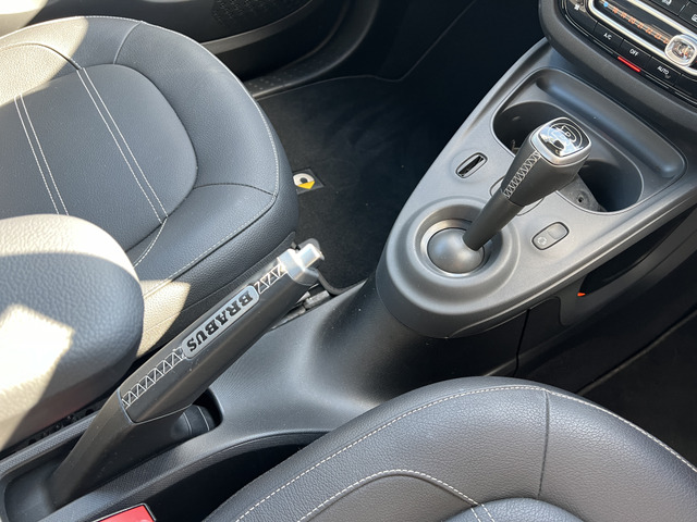 ���ÎԂ̔̔������S�ɂȂ�܂����A�V�Ԃ̔̔����戵���������܂��B