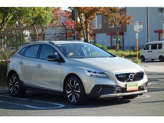 V40クロスカントリーT5 AWD サマム 4WD