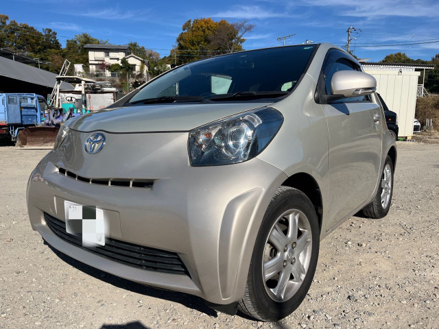 iQ(トヨタ) 1.0 100G レザーパッケージ　Panasonicナビ、地デジTV 中古車画像
