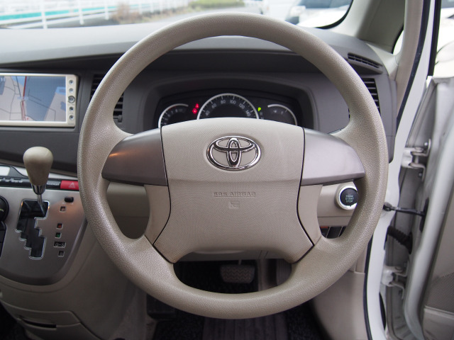 ���̎ԗ��̌��ς�A��ԁA�݌ɂ̗L���ȂǋC�ɂȂ�܂����炨�C�y�ɂ��₢���킹���������B���ÎԂł��̂�1�䂵���������܂���̂ł����߂̂����������肢�v���܂�!