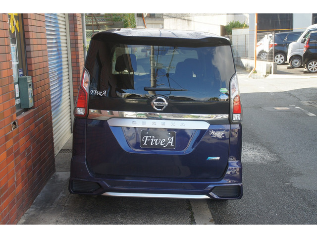 セレナ2.0 ライダー プロパイロットエディション