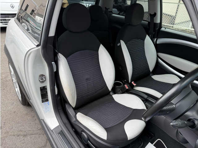 �����N���[�j���O�ς݂ł����s�J�s�J�Ɏd�グ�Ă��q�l�̂����X�����҂����Ă���܂���