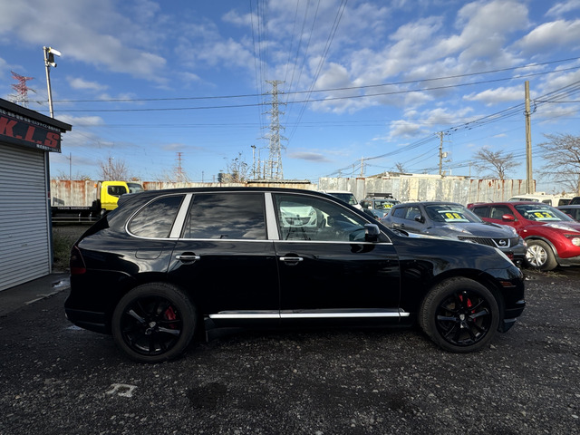 ご購入後のオイル交換やタイヤ交換などの日常メンテナンス、車検や事故対応のご相談ももちろんOKです!ドレスアップやカスタマイズもお任せください☆車好きの当社スタッフが親身にご要望にお答えします。