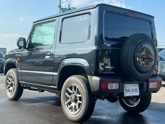 【丸洗い洗車(ボディー・ホイール・エンジンルーム・トップコート)】S5,500円(税込) M11,000円(税込) L16,500円(税込) LL22,000円(税込)