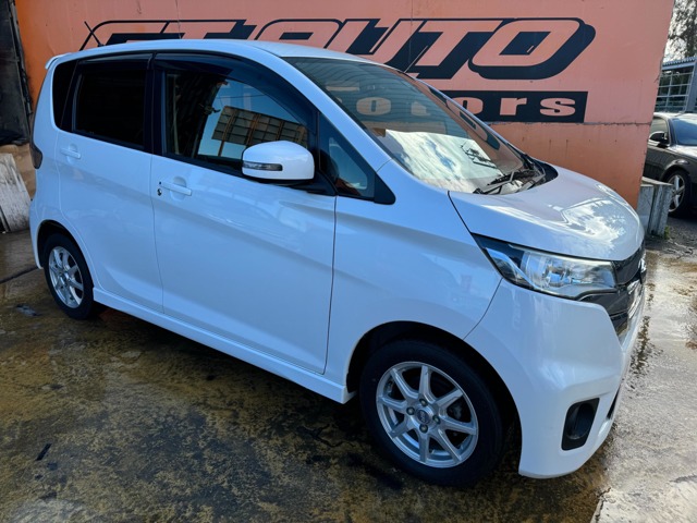 日産 デイズ 2013年モデル ハイウェイスター X Vセレクション+