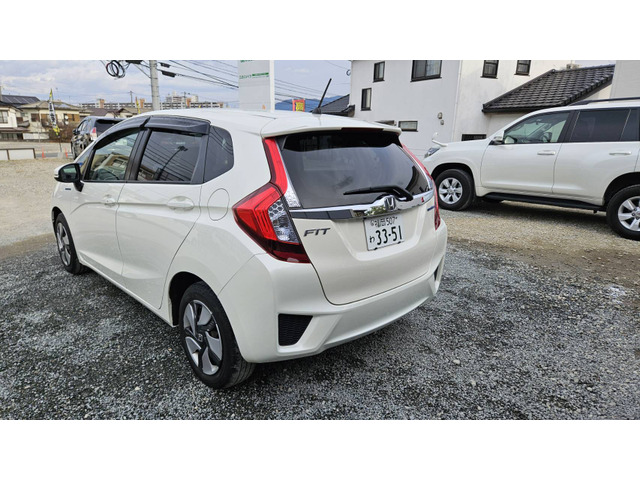 フィット1.5 ハイブリッド Fパッケージ
