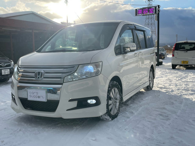 ステップワゴン(ホンダ) 2.0 スパーダ Z 4WD　ナビ/テレビ/エンスタ 中古車画像