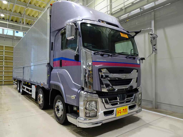 いすゞ ギガ ウィング 13.6t 4軸 総輪エアサス 1078.0万円 平成
