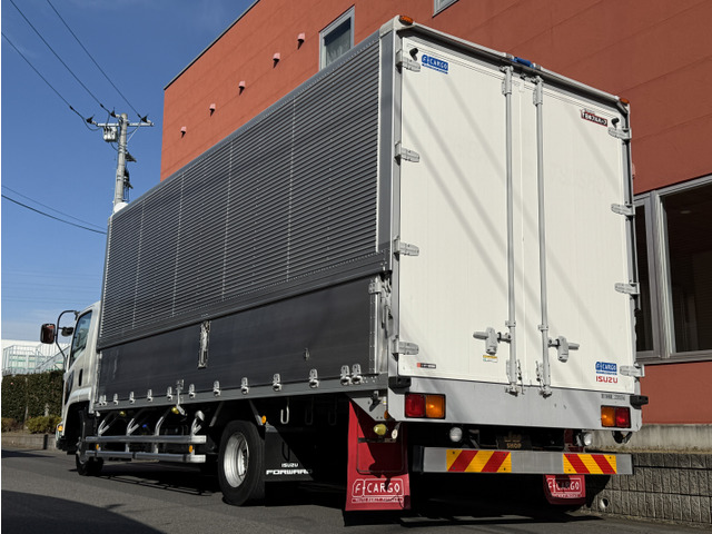 フォワードウィング