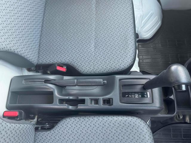 この度は当店のお車をご覧になっていただき、誠にありがとうございます。ぜひじっくりとご検討下さい。気軽にお問合せ・お見積りお待ちしております。