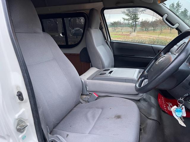 ���X�ł͒���I�Ȋ��C�A��w���łȂǃR���i�E�C���X�΍��O�ꂵ�Ă���܂�!���S���Ă����X���������B