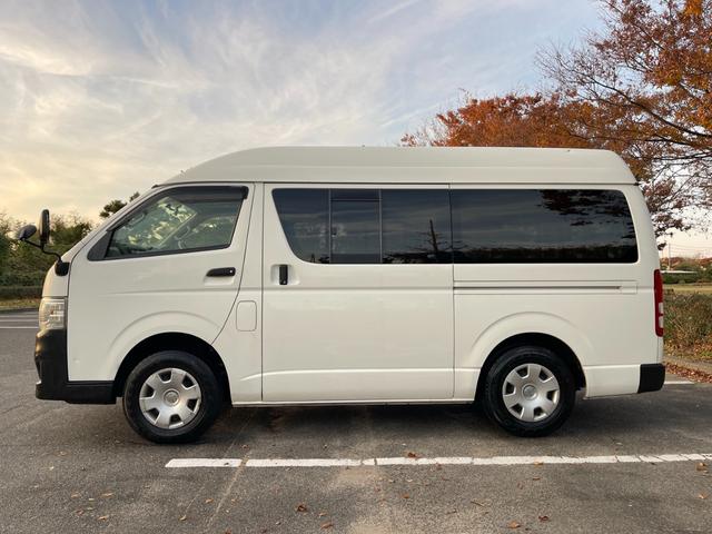 ���X�ł͒���I�Ȋ��C�A��w���łȂǃR���i�E�C���X�΍��O�ꂵ�Ă���܂�!���S���Ă����X���������B