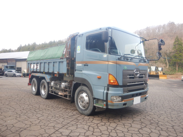 プロフィアダンプ